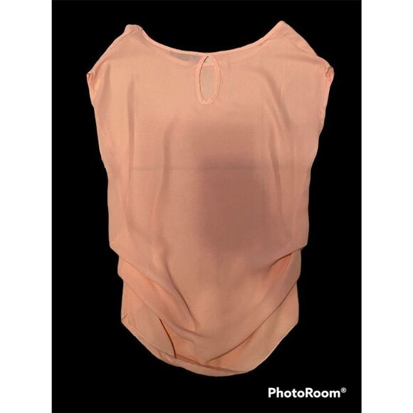 Woman’s American Dream SZ M Peachy/Pink Sheer Ruffled Top - Picture 5 of 5